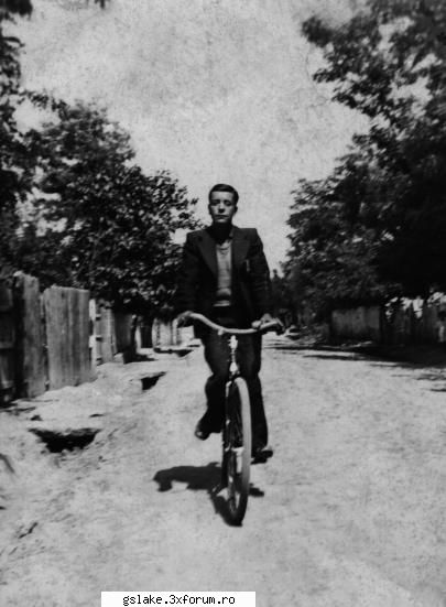 Arta !! - Pe bicicleta,vara - Arta - photo 'n' design